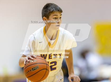 Thumbnail 3 in Bennington @ Bellevue West (B Teams) photogallery.