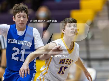 Thumbnail 1 in Bennington @ Bellevue West (B Teams) photogallery.