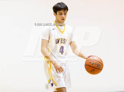Thumbnail 3 in Bennington @ Bellevue West (B Teams) photogallery.