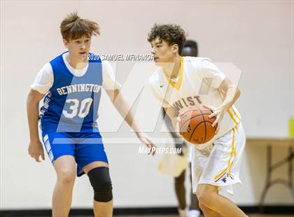 Thumbnail 2 in Bennington @ Bellevue West (B Teams) photogallery.
