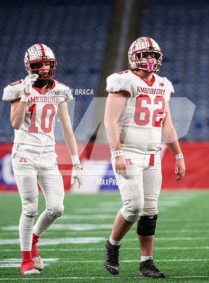 Thumbnail 2 in Amesbury @ Cohasset (MIAA Division 7 Final) photogallery.