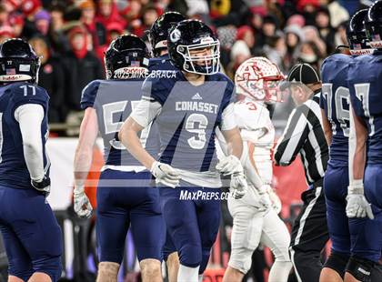 Thumbnail 2 in Amesbury @ Cohasset (MIAA Division 7 Final) photogallery.