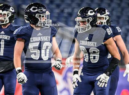 Thumbnail 2 in Amesbury @ Cohasset (MIAA Division 7 Final) photogallery.