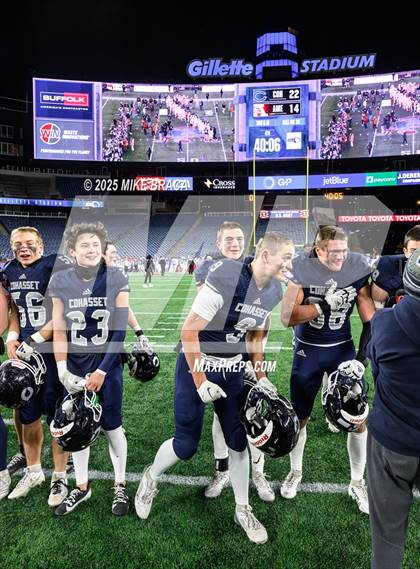 Thumbnail 1 in Amesbury @ Cohasset (MIAA Division 7 Final) photogallery.