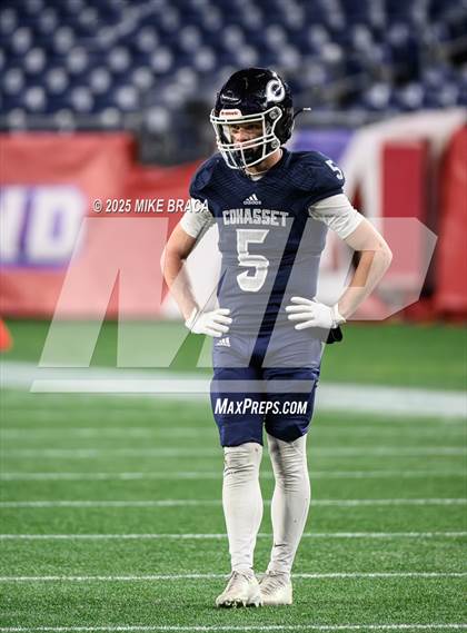 Thumbnail 1 in Amesbury @ Cohasset (MIAA Division 7 Final) photogallery.