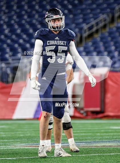 Thumbnail 1 in Amesbury @ Cohasset (MIAA Division 7 Final) photogallery.