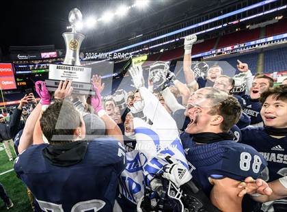 Thumbnail 2 in Amesbury @ Cohasset (MIAA Division 7 Final) photogallery.