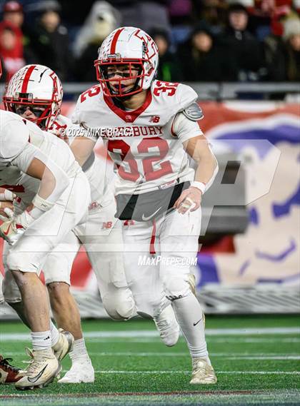 Thumbnail 1 in Amesbury @ Cohasset (MIAA Division 7 Final) photogallery.