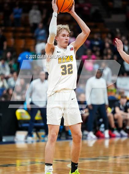 Thumbnail 2 in Sand Creek vs Green Mountain (CHSAA 5A Great 8) photogallery.