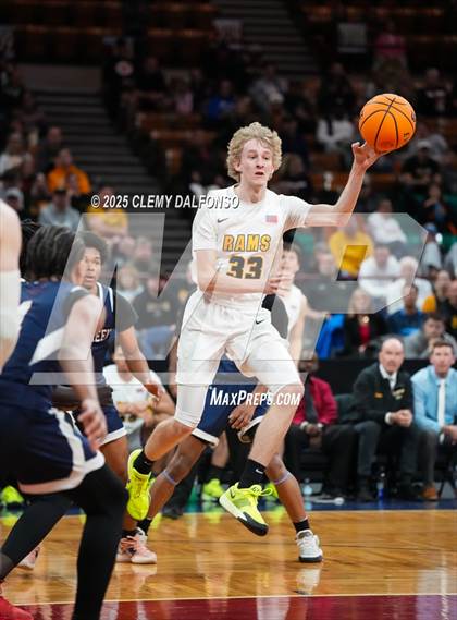 Thumbnail 3 in Sand Creek vs Green Mountain (CHSAA 5A Great 8) photogallery.