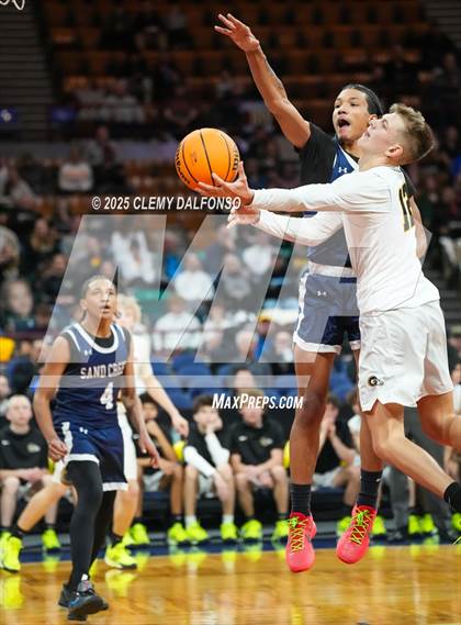 Thumbnail 1 in Sand Creek vs Green Mountain (CHSAA 5A Great 8) photogallery.