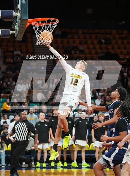 Thumbnail 2 in Sand Creek vs Green Mountain (CHSAA 5A Great 8) photogallery.