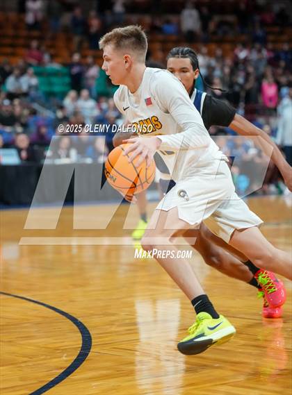 Thumbnail 1 in Sand Creek vs Green Mountain (CHSAA 5A Great 8) photogallery.