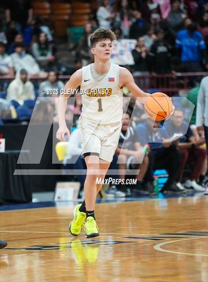 Thumbnail 2 in Sand Creek vs Green Mountain (CHSAA 5A Great 8) photogallery.