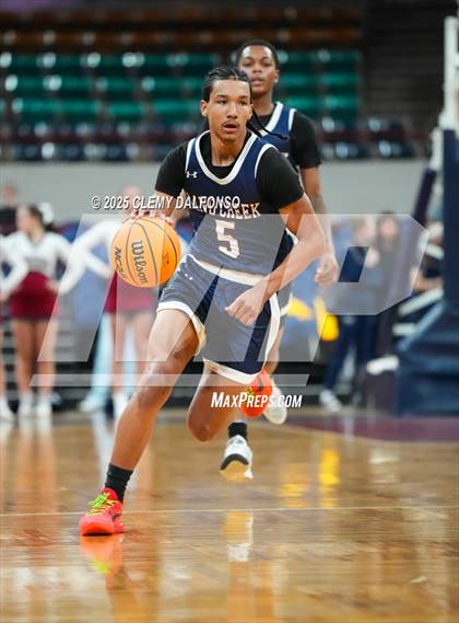 Thumbnail 3 in Sand Creek vs Green Mountain (CHSAA 5A Great 8) photogallery.