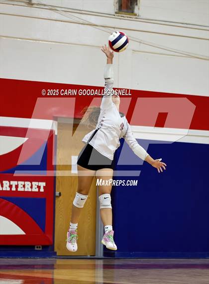 Thumbnail 1 in Dixon @ West Carteret photogallery.
