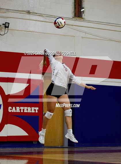 Thumbnail 2 in Dixon @ West Carteret photogallery.