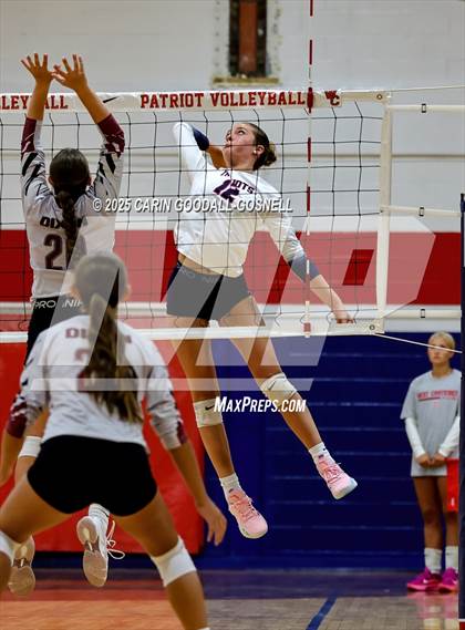 Thumbnail 3 in Dixon @ West Carteret photogallery.