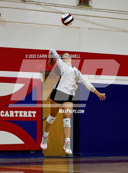 Thumbnail 3 in Dixon @ West Carteret photogallery.