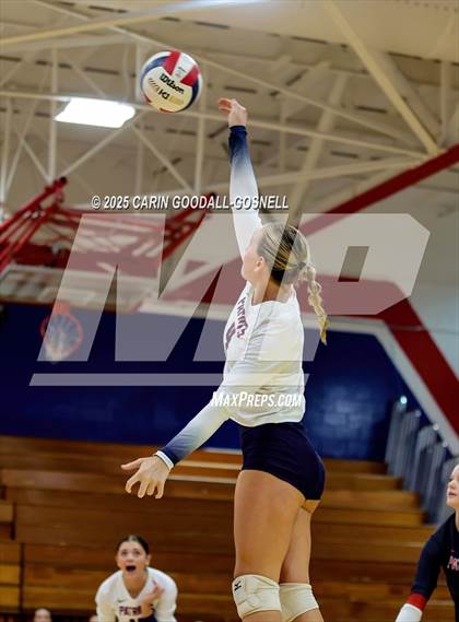 Thumbnail 2 in Dixon @ West Carteret photogallery.
