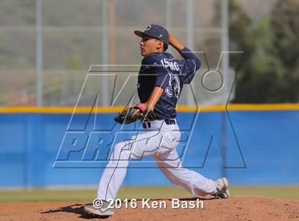 Thumbnail 2 in Oak Park @ Camarillo photogallery.