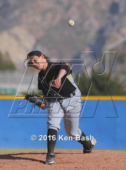 Thumbnail 1 in Oak Park @ Camarillo photogallery.