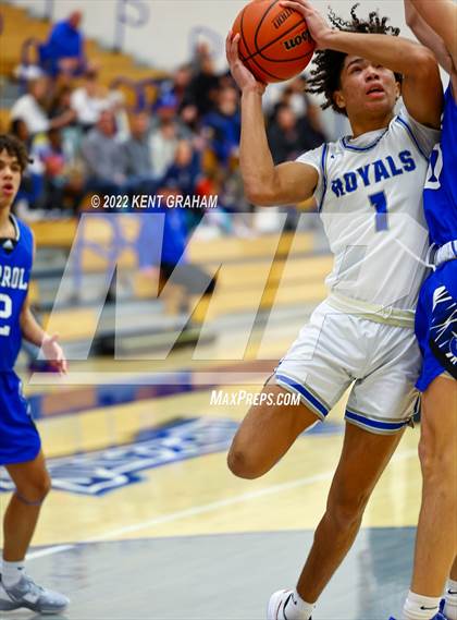 Thumbnail 3 in Carroll @ Hamilton Southeastern photogallery.