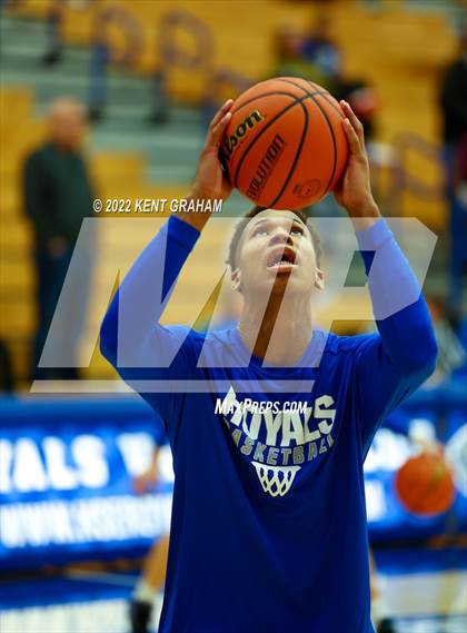 Thumbnail 3 in Carroll @ Hamilton Southeastern photogallery.