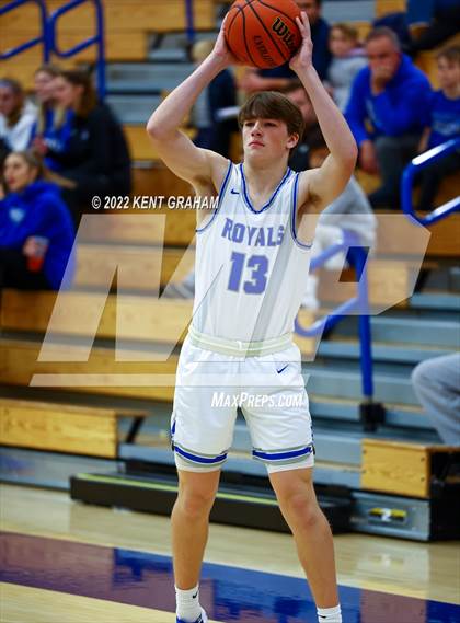 Thumbnail 3 in Carroll @ Hamilton Southeastern photogallery.