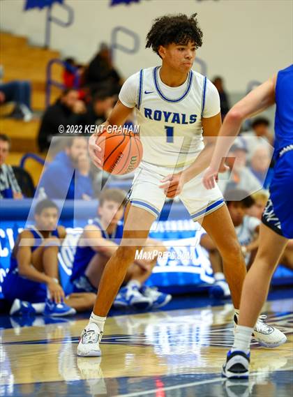 Thumbnail 3 in Carroll @ Hamilton Southeastern photogallery.