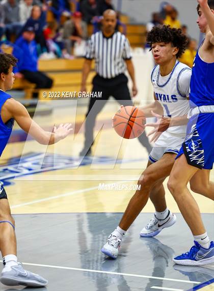 Thumbnail 1 in Carroll @ Hamilton Southeastern photogallery.