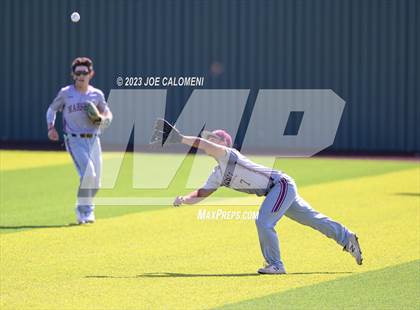 Thumbnail 2 in Johnson vs Marshall photogallery.
