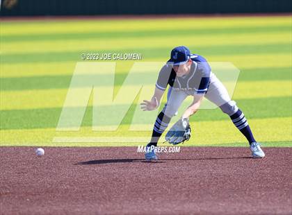 Thumbnail 3 in Johnson vs Marshall photogallery.