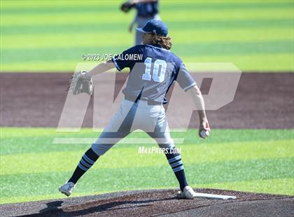 Thumbnail 3 in Johnson vs Marshall photogallery.