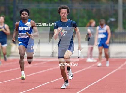 Thumbnail 1 in GIAA Track & Field Championships photogallery.
