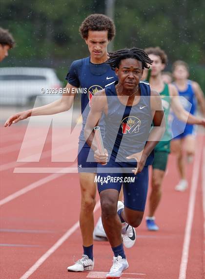 Thumbnail 3 in GIAA Track & Field Championships photogallery.