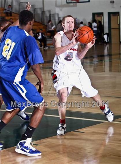 Thumbnail 3 in Channelview vs. Spring (McDonalds Texas Invitational) photogallery.