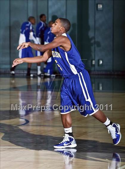 Thumbnail 1 in Channelview vs. Spring (McDonalds Texas Invitational) photogallery.