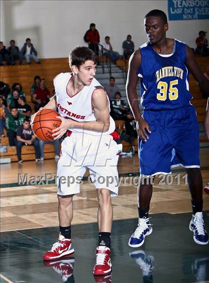 Thumbnail 2 in Channelview vs. Spring (McDonalds Texas Invitational) photogallery.