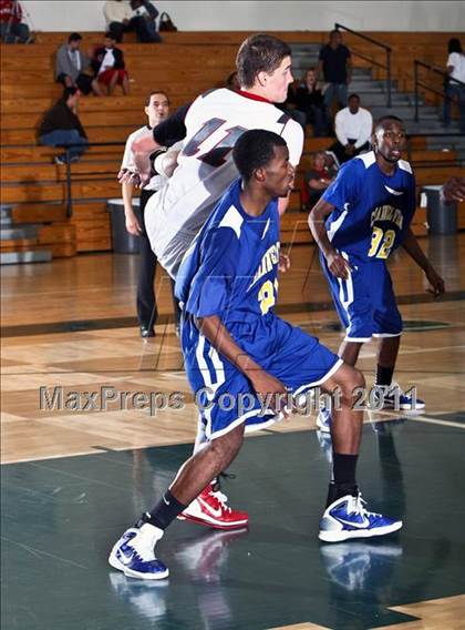 Thumbnail 2 in Channelview vs. Spring (McDonalds Texas Invitational) photogallery.