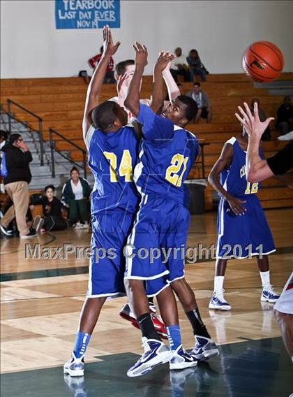 Thumbnail 2 in Channelview vs. Spring (McDonalds Texas Invitational) photogallery.