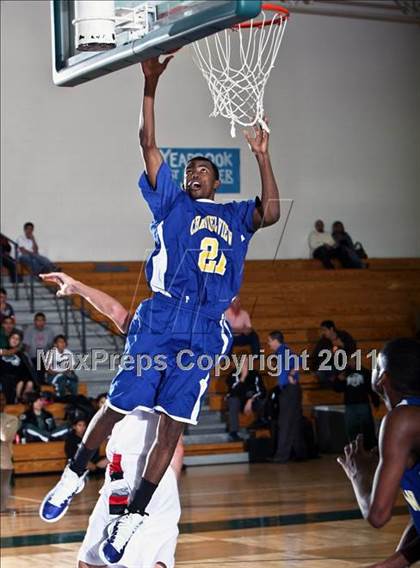 Thumbnail 3 in Channelview vs. Spring (McDonalds Texas Invitational) photogallery.