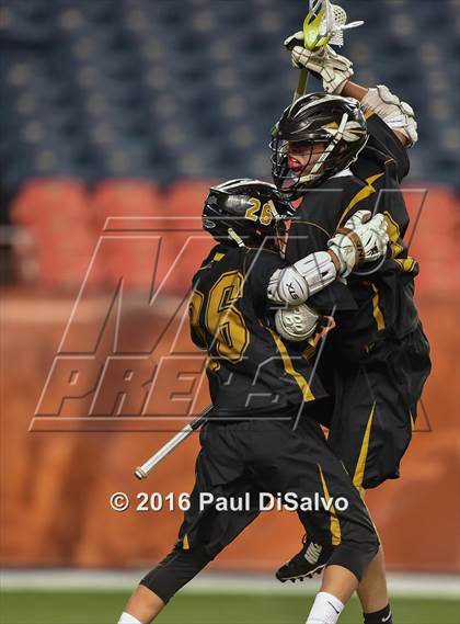 Thumbnail 3 in Regis Jesuit vs. Arapahoe (CHSAA 5A Final) photogallery.