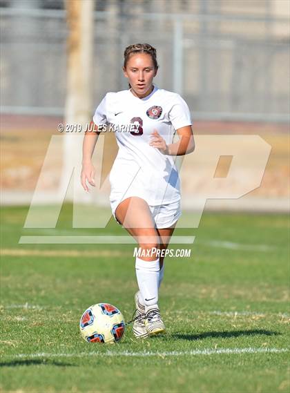 Thumbnail 3 in Desert Oasis vs Centennial (NIAA 4A Regional Playoff) photogallery.