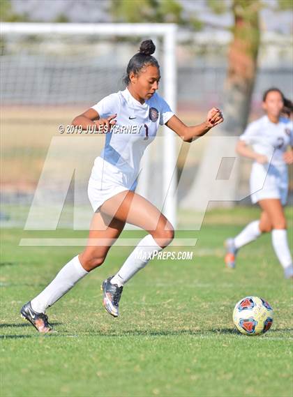 Thumbnail 2 in Desert Oasis vs Centennial (NIAA 4A Regional Playoff) photogallery.