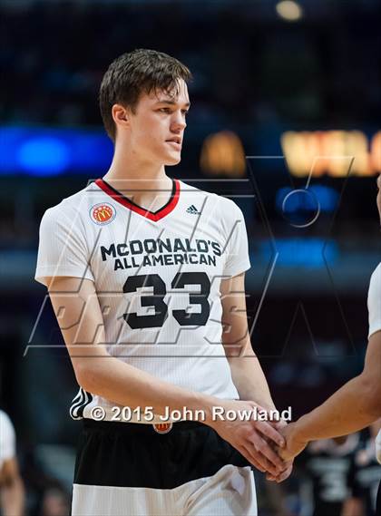 Thumbnail 2 in 2015 McDonald's All-American Boys Game photogallery.
