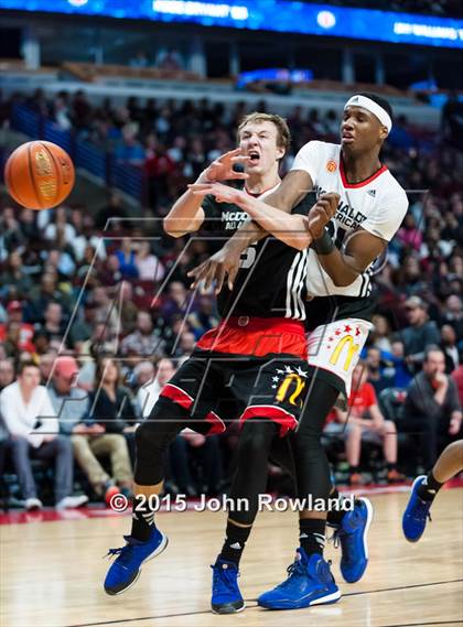 Thumbnail 2 in 2015 McDonald's All-American Boys Game photogallery.