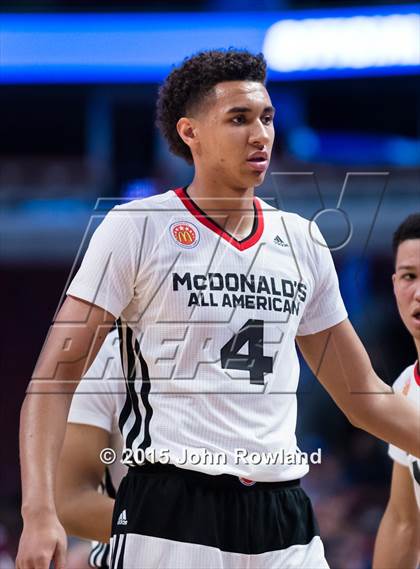 Thumbnail 1 in 2015 McDonald's All-American Boys Game photogallery.