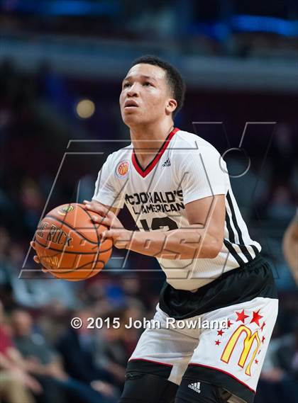 Thumbnail 2 in 2015 McDonald's All-American Boys Game photogallery.