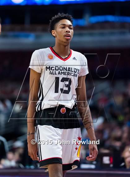 Thumbnail 2 in 2015 McDonald's All-American Boys Game photogallery.